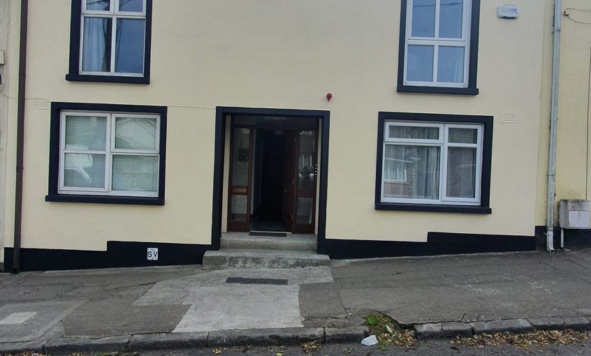 Painting pictures(9)